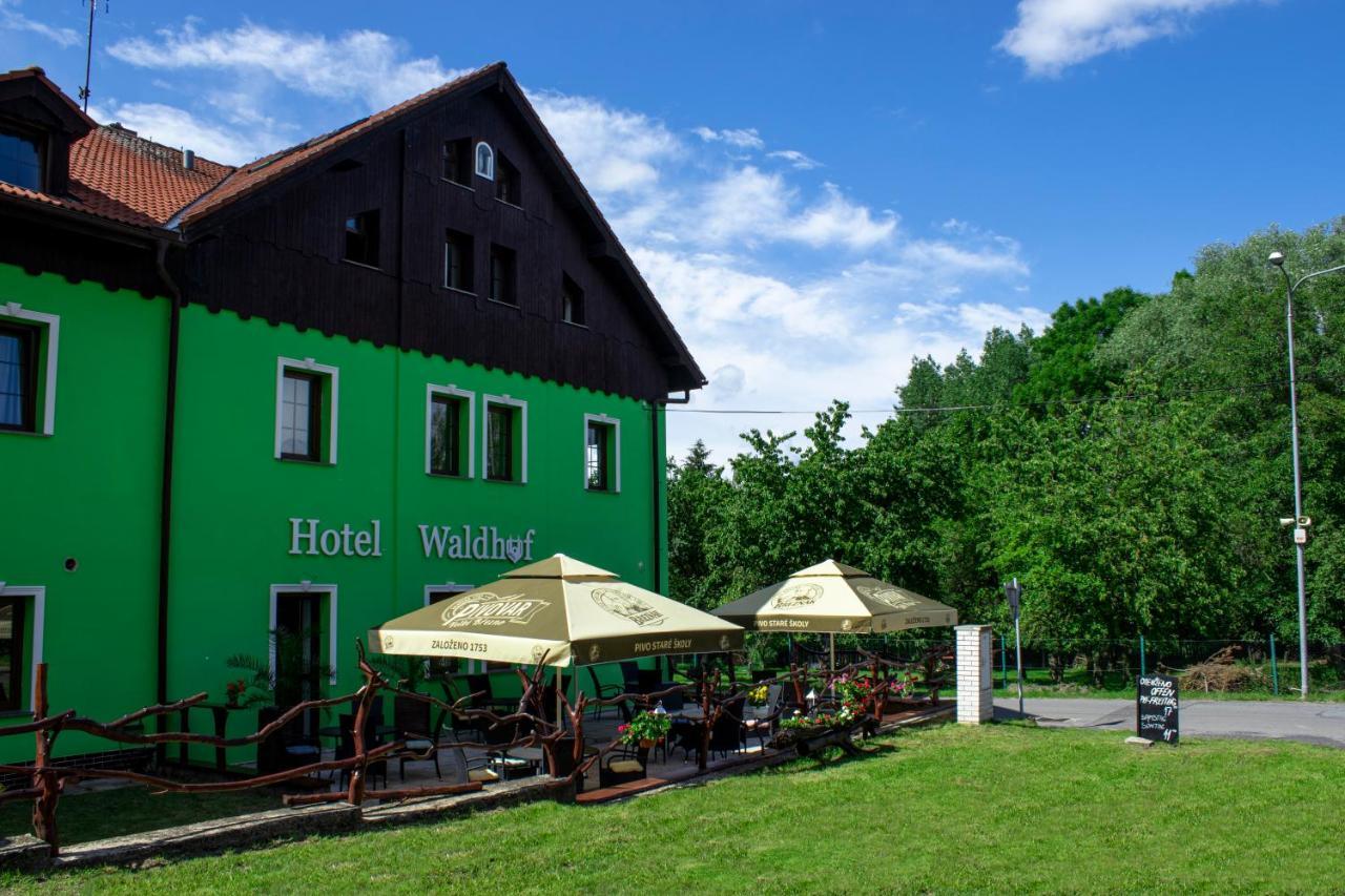 Hotel Waldhof Jirikov  Exterior foto